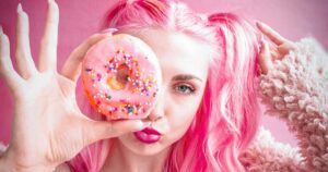 10 Beautiful Pink Hair Shades to Try (From Light to Dark!)