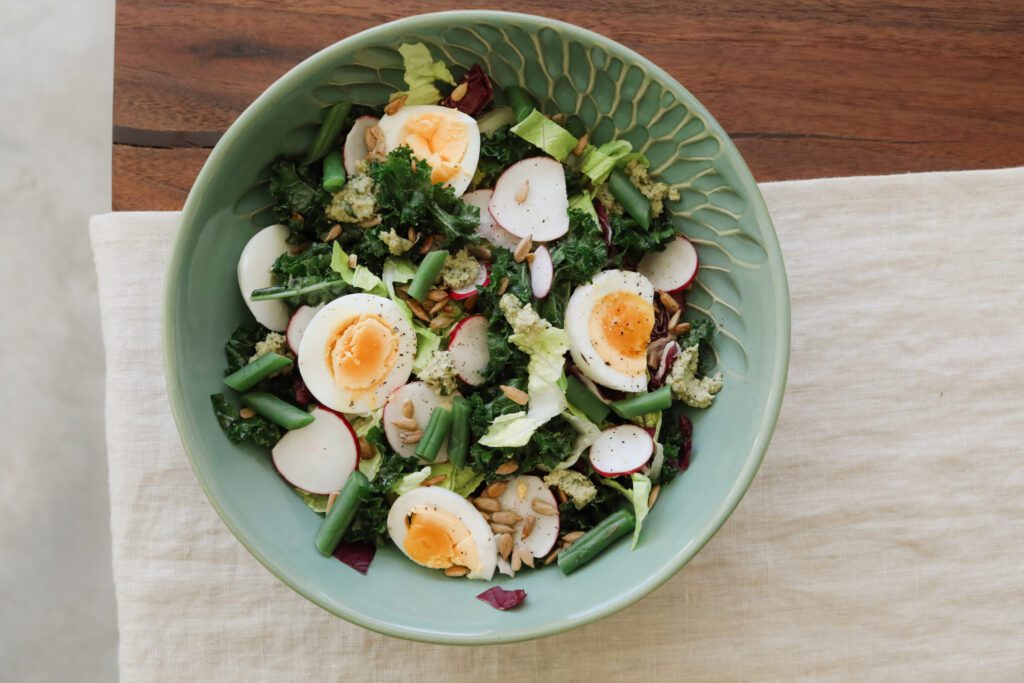 8 factors that change the amount of food you eat