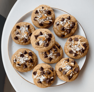 Healthy Coconut Caramel Almond Flour Cookies (Grain Free, No Added Sugar)