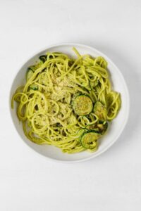 Light and creamy vegan zucchini pasta