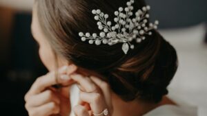 11 tips for choosing a wedding hairstyle you'll love forever