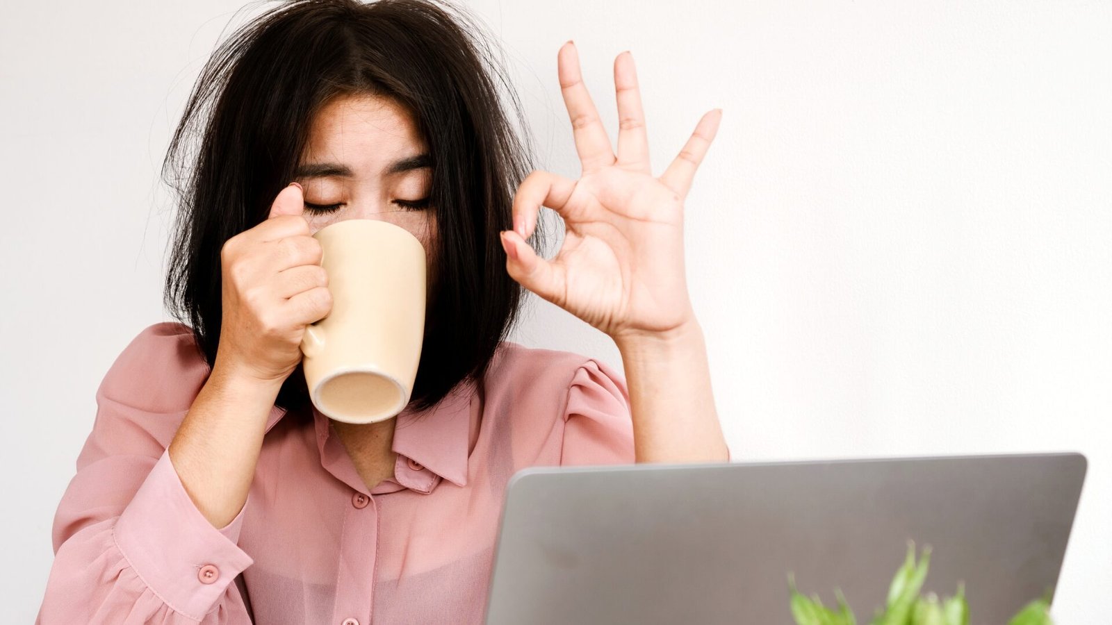 Best Natural Remedies for Severe Hangover Headaches: Natural's Ultimate Quick Guide.