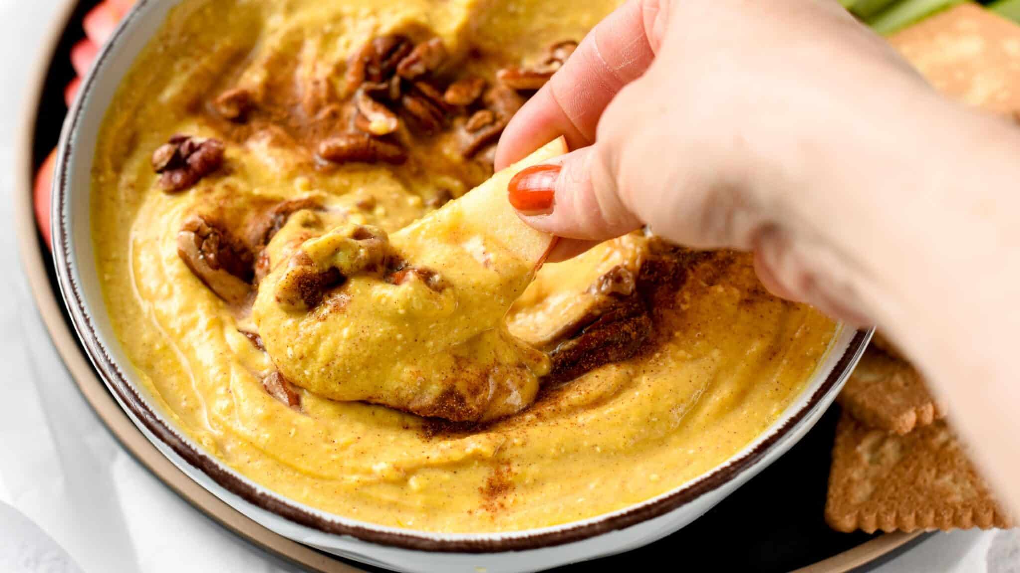 Pumpkin cream cheese dip (ready in 10 minutes)