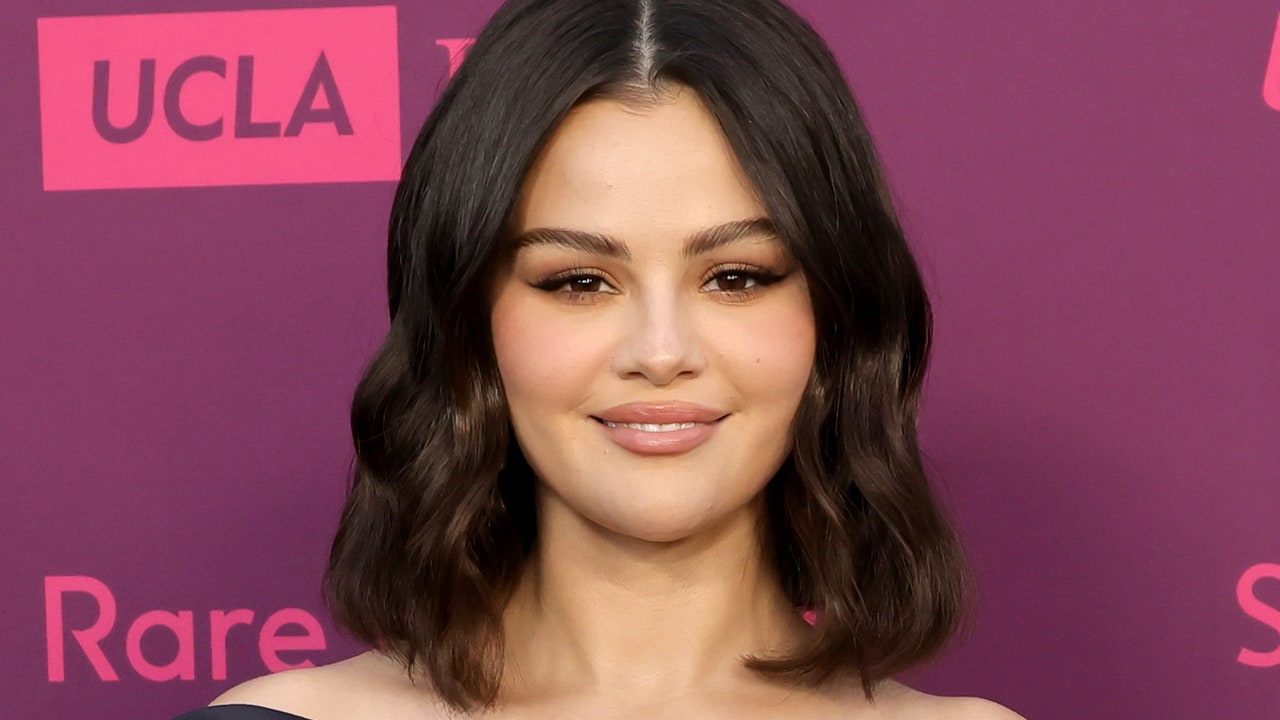 Selena Gomez did the impossible and made her combo look cute — See photos