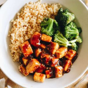 Grilled tofu with honey and garlic