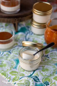 Sugar-free, low-carb keto cottage cheese panna cotta