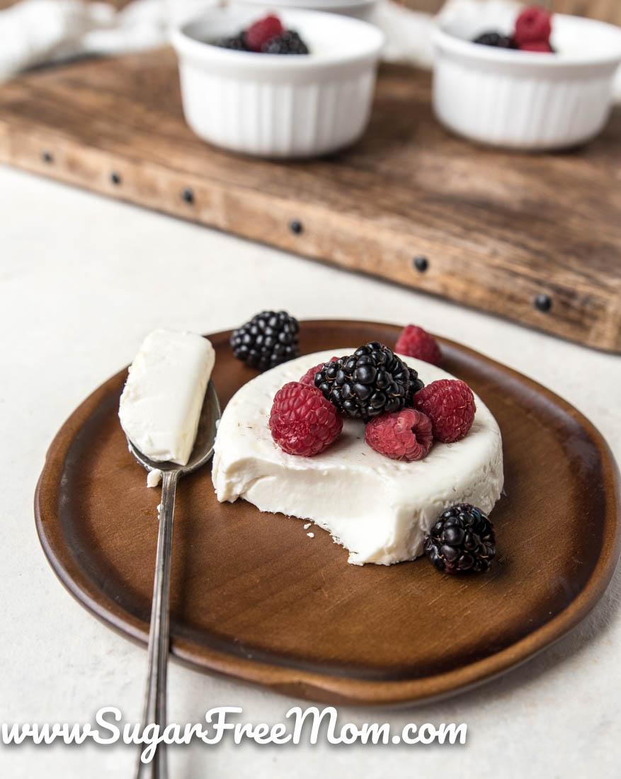 Easy Sugar -free hypotricled ketovanilla pannacotta