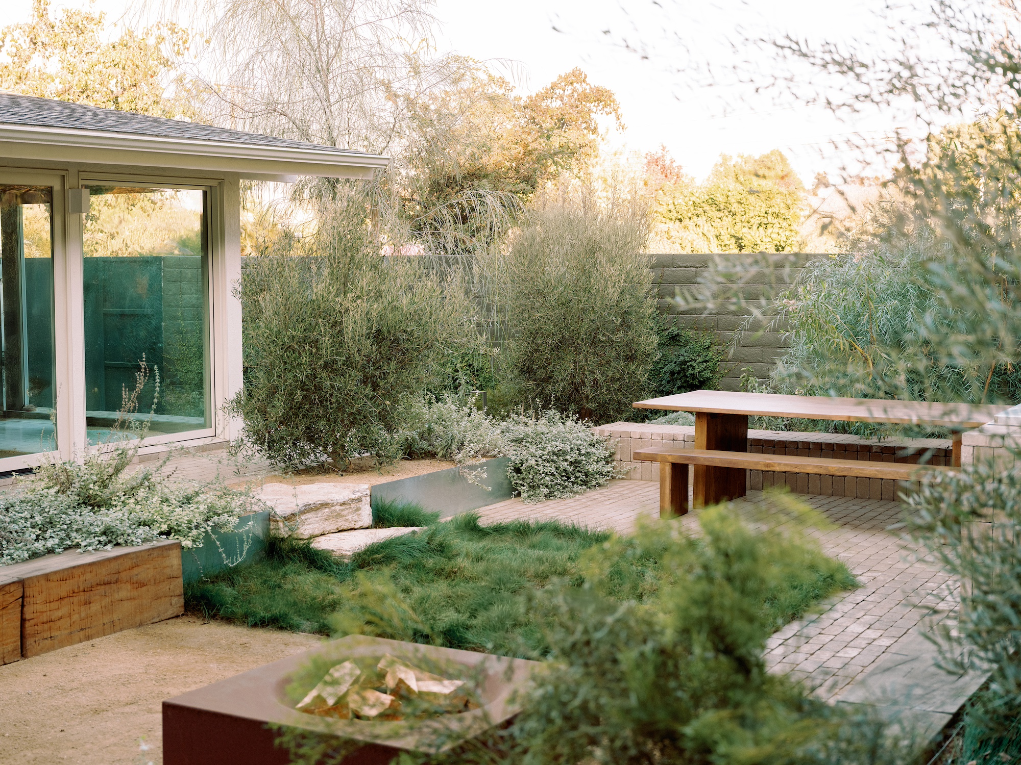 Front and back: Remove the pool to unlock the possibilities of the garden