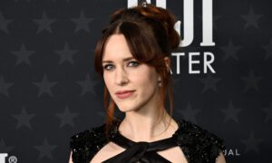 Rachel Brosnahan's Critics' Choice Award relies on this P50 Dupet