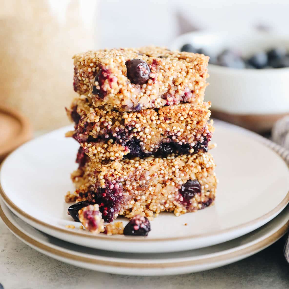 Blueberry Quinoa Bar