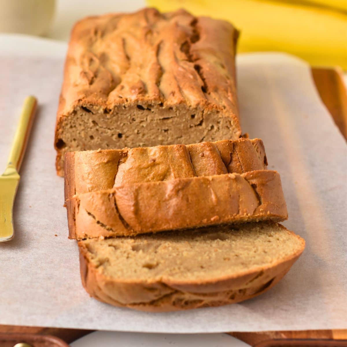 Flourless Banana Bread (4-ingRedient, no additional sugar)