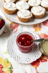 Easy low carb keto strawberry syrup sauce topping