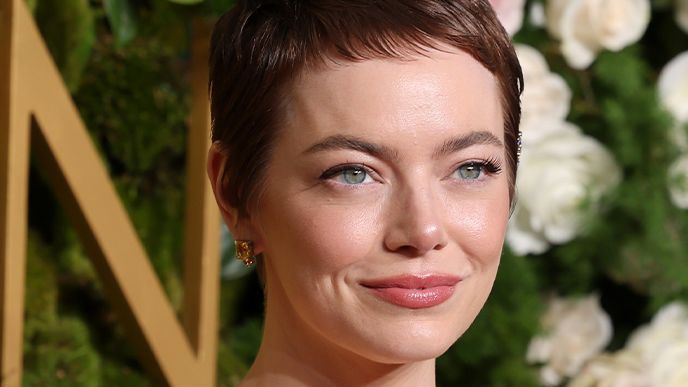 Emma Stone's Hair is a master class to grow buzz cuts - see photos