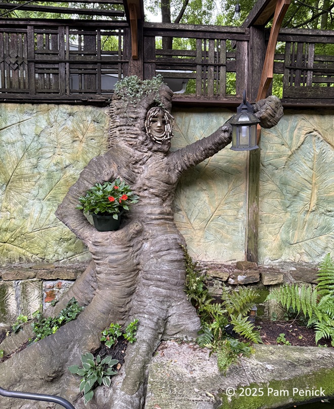 Memphis Fling's Secret Garden Tree Goddess