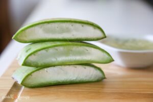 Advantages of Aloe Vera: Use Aloe Vera for Sunburn