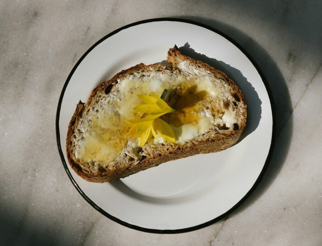Eat bread! Starch Resistance: Why does it help to freeze bread?