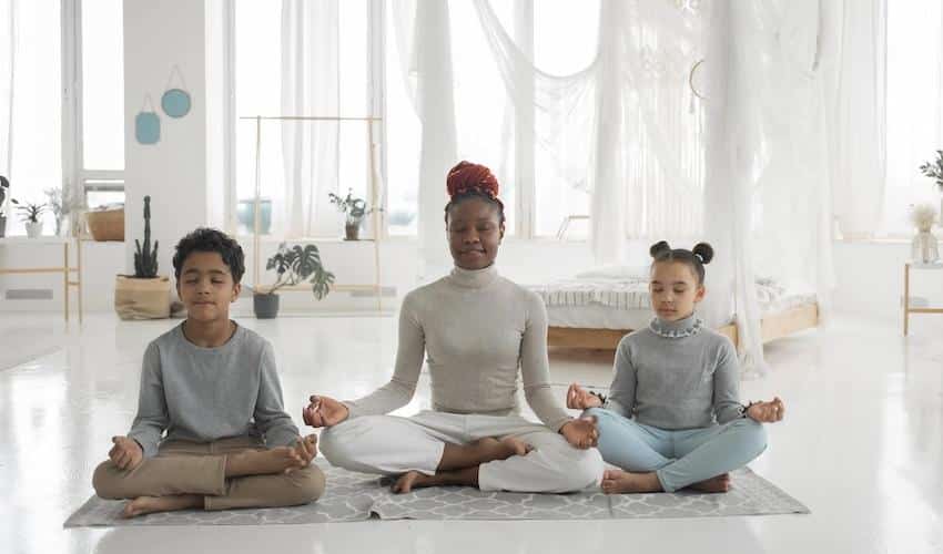 A comprehensive guide to how to teach children to meditate