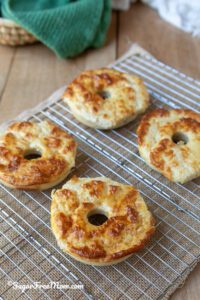 Best High Protein Low Carbohydrate Keto Cottage Cheese Bagel