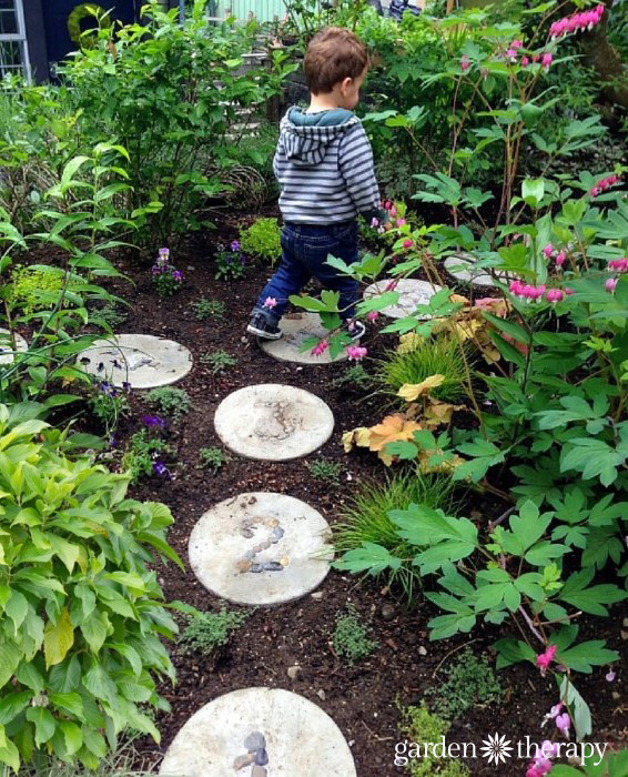 Hopscott footprints for your garden