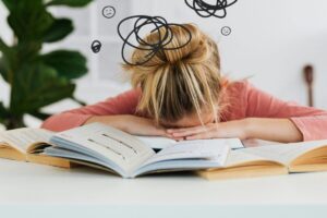 How to get rid of morning brain fog: 8 tips work