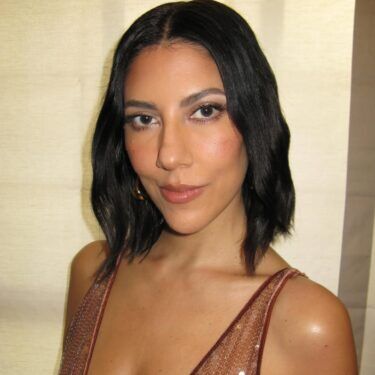 These thick haircuts quickly change fine hair
