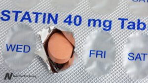 Are we misled about the benefits and risks of statins?
