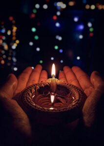 Diwali Gifts Prevent Hampers that Impress and Delight Clients