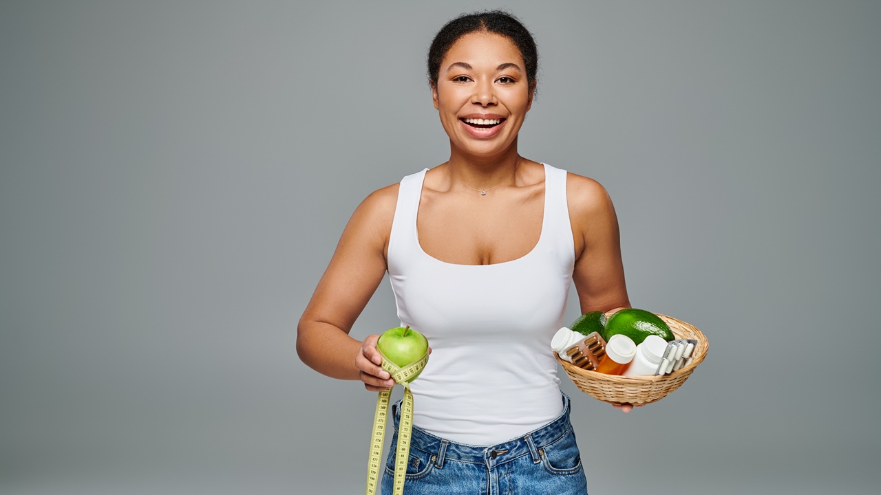 Food, lifestyle and modern medicine balance for sustainable weight loss
