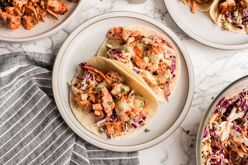 15 minute blackened salmon tacos with slaw