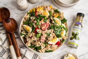 Easy tuna pasta salad (niçoise style)