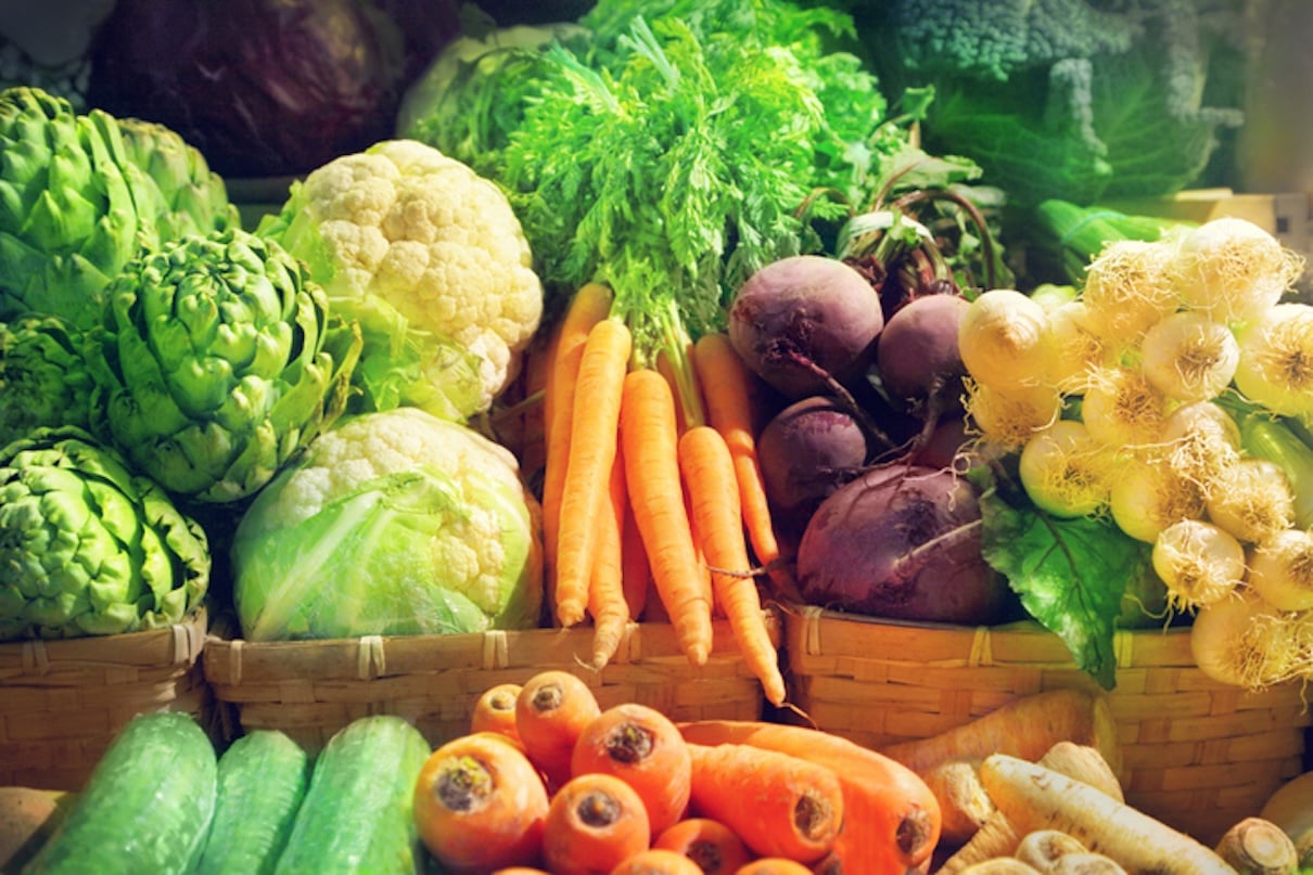 Here's why the DASH diet is so effective (and easy to stick to) for healthy aging