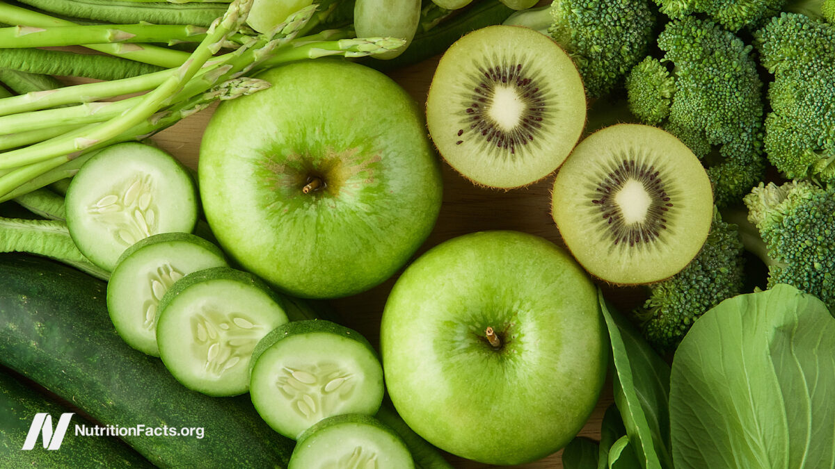 How prebiotic foods keep your microbiome healthy